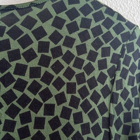 Ava Sky Fighting Eel Green Black Geometric Stretch Dress Medium - Picture 8 of 9